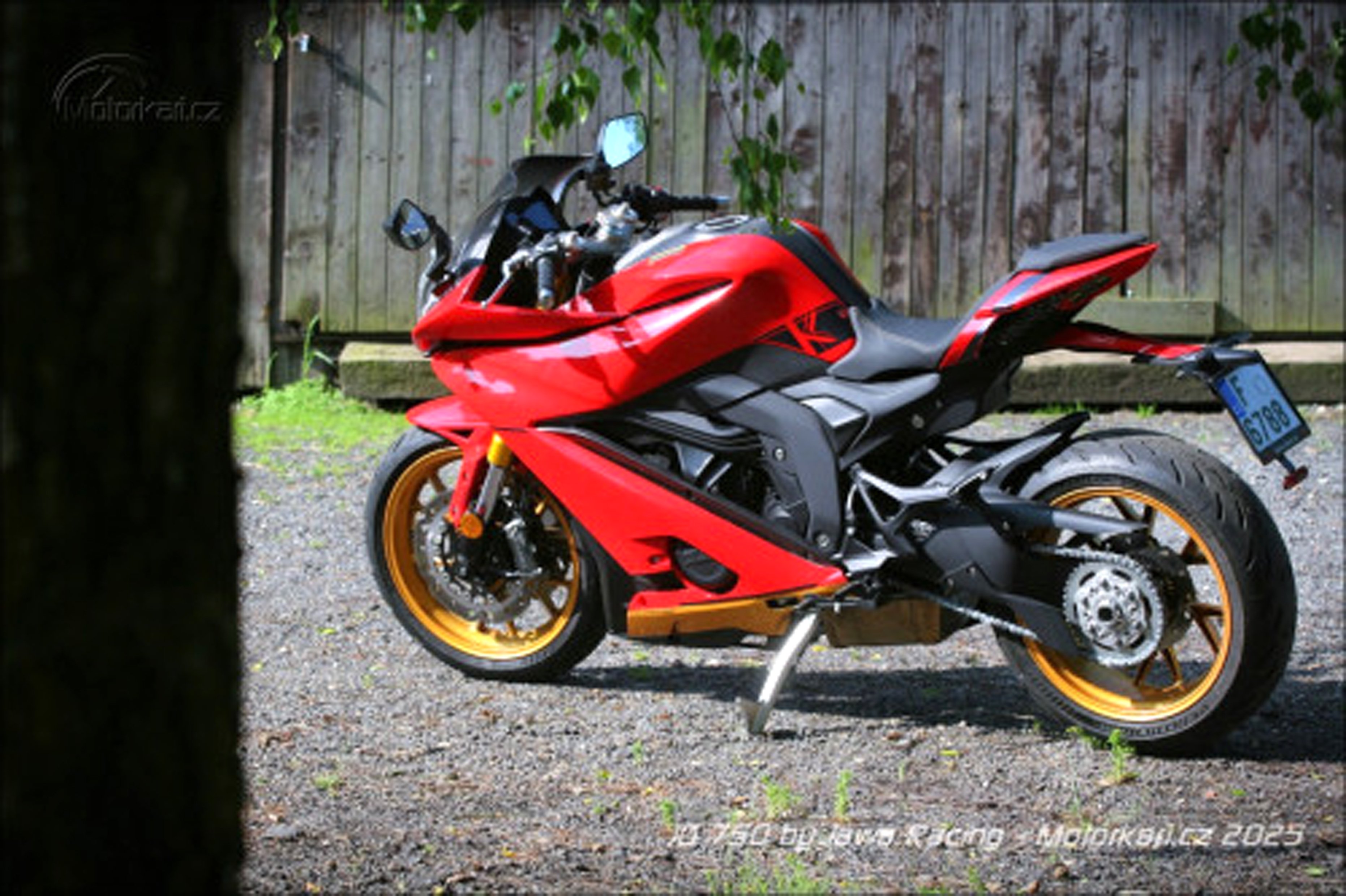 JD 750 by JAWA Racing